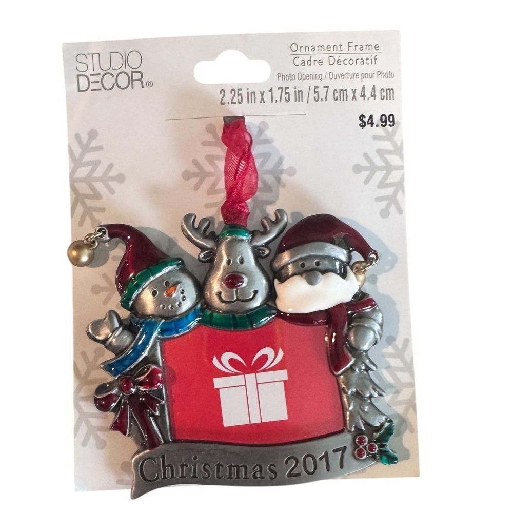 Christmas 2017 Photo Ornament Frame Santa Snowman Reindeer NEW Studio Decor